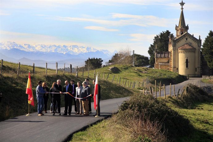 Mazón en la inauguración de la carretera