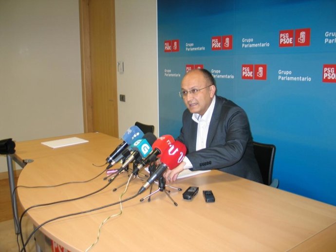 Abel Losada, portavoz del Grupo del PSdeG