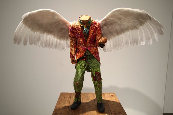 Escultura del artista nigeriano-británico Yinka Shonibare