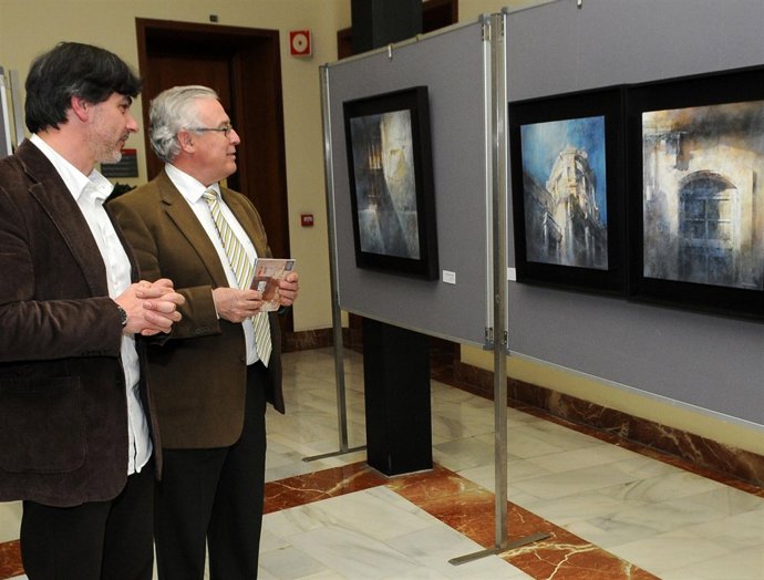 El rector inaugura la exposición