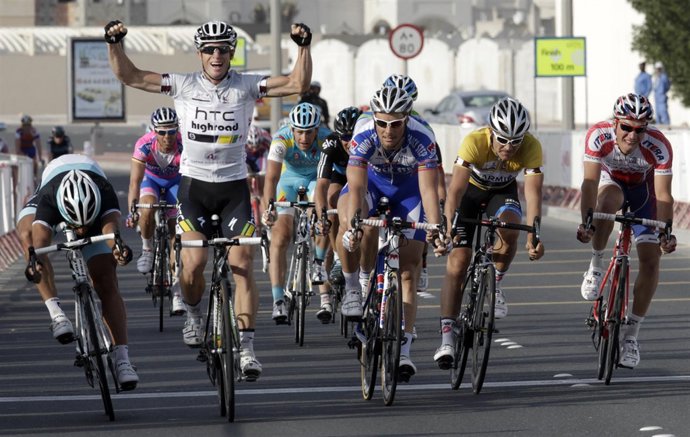 Renshaw, nuevo líder en Qatar tras ganar la cuarta etapa
