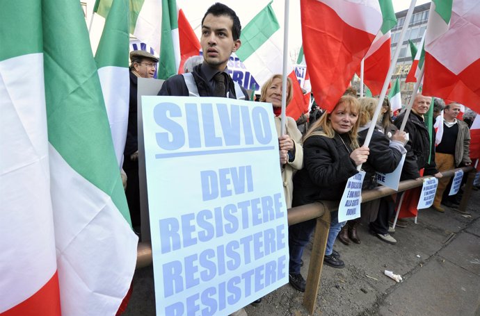 Manifestación a favor de Berlusconi