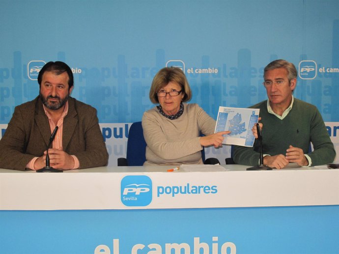 Rueda de prensa del PP de Sevilla sobre formación profesional