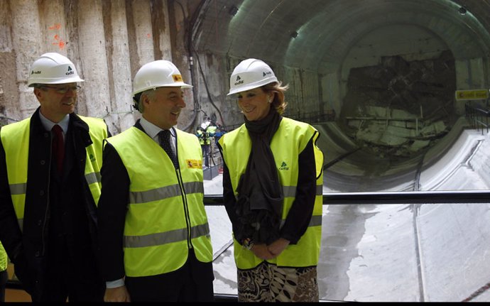Gallardón, Blanco y Aguirre en la perforación del túnel del AVE
