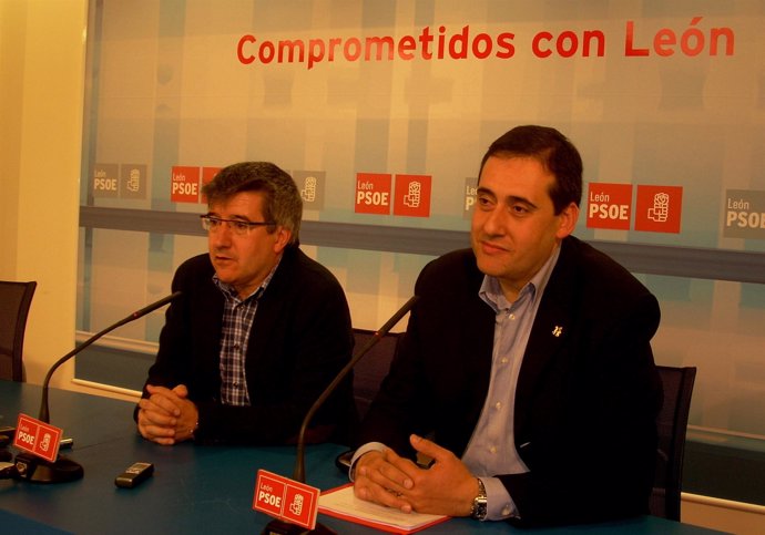 El secretario general del PSL, Francisco Fernández, y el cabeza de lista a las C