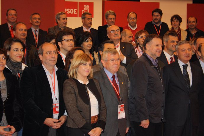 Juan Moscoso del Prado en la Convención Municipal del PSOE en Sevilla.