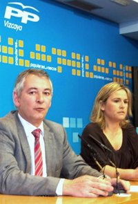 PP dice que "evidentemente" el Pacto Antiterrorista estará en peligro si se legaliza a Sortu dando "oxígeno" a ETA