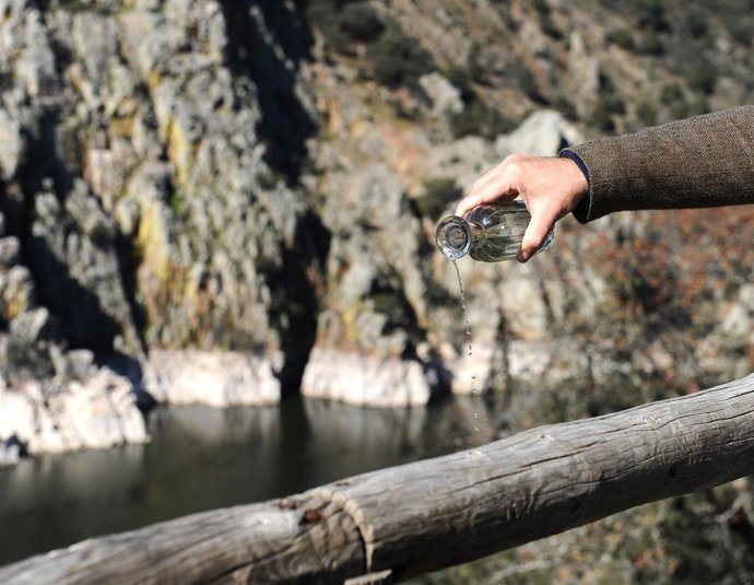 Fotos 1 ACTO AÑO ORELLANA