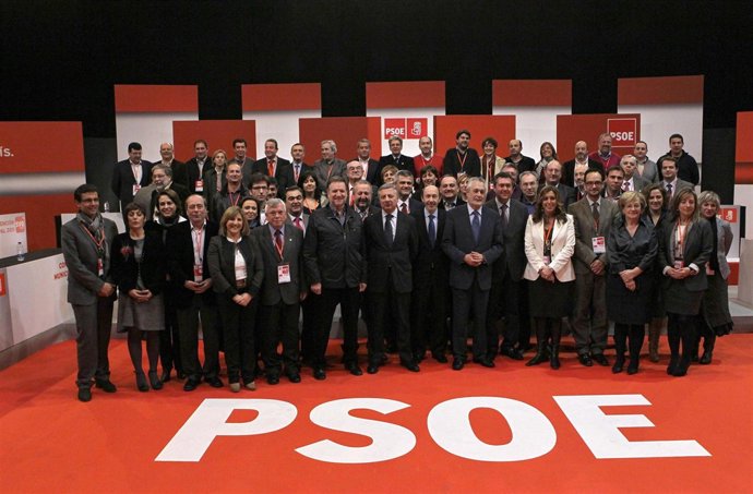 Foto de familia Convención PSOE Sevilla