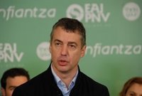 Urkullu dice que la izquierda abertzale "es consciente del daño causado" 