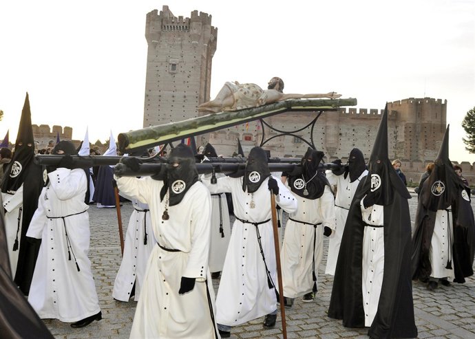 Imagen de la Semana Santa de Medina del Campo, que se expone en Medina de Riosec