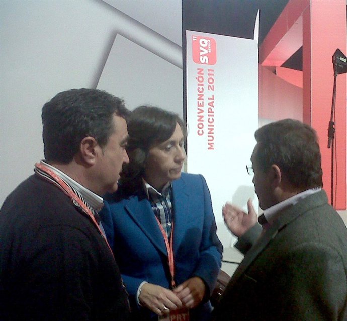 La ministra del MARM, Rosa Aguilar, y el candidato a la Alcaldía de Lorca, Manue