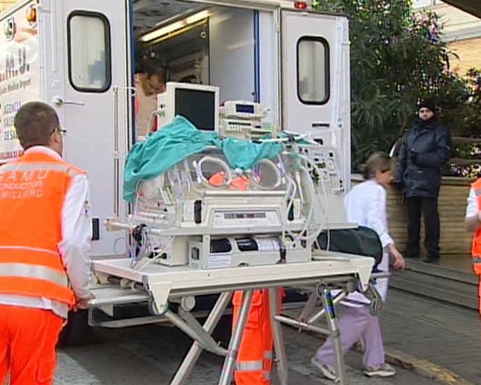 Traslado de enfermos al nuevo Hospital La Fe