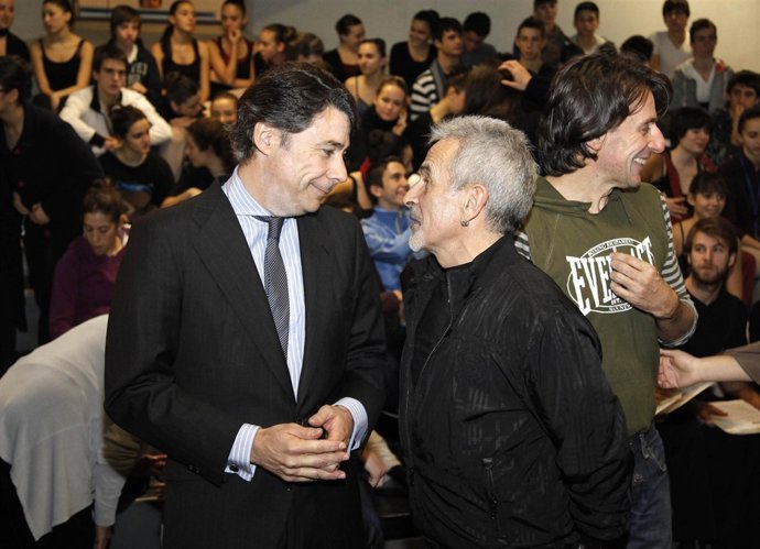 FOTOS: GONZÁLEZ CON VÍCTOR ULLATE, ÁNGEL ROJAS Y CARLOS RODRÍGUEZ Y PEDRO BERDAY