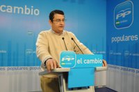 PP-A pide la dimisión de Viera y apunta a un diputado del PSOE-A como nuevo implicado en los ERE irregulares de la Junta