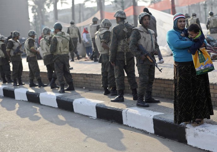 Militares por las calles de Egipto