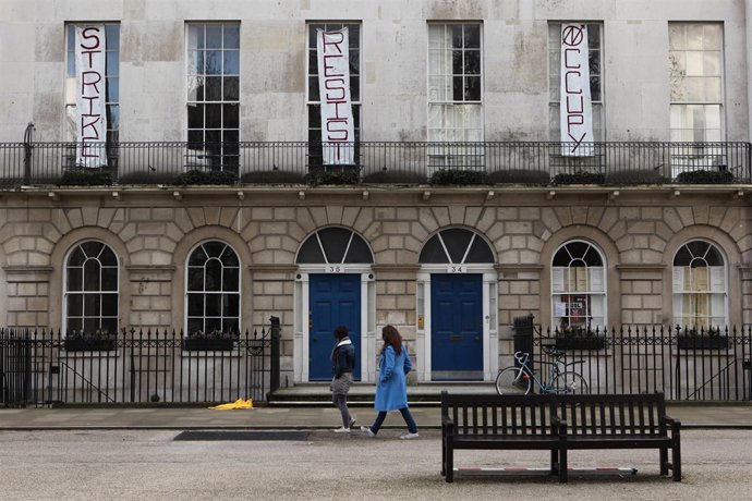 Casa de Guy Ritchie Okupada