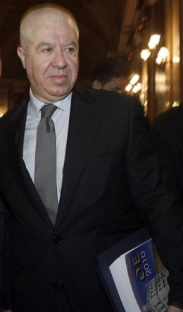 El ministro luso de Finanzas, Fernando Teixeira dos Santos