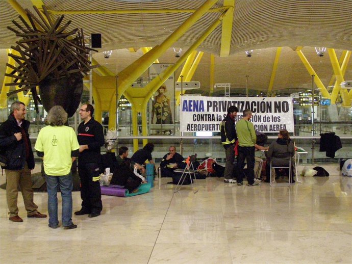 Protestas de trabajadores en la T4 de  Barajas