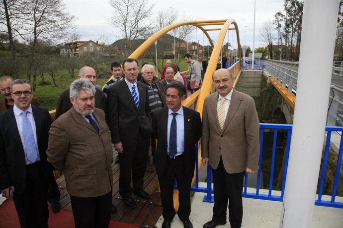 Revilla y Mazón en el acto