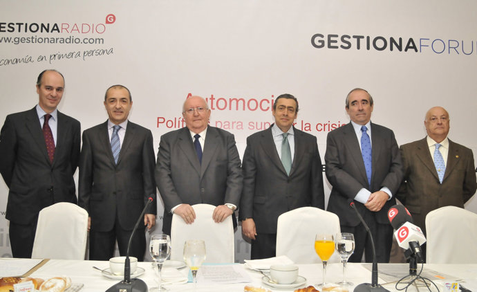 Directivos del automóvil