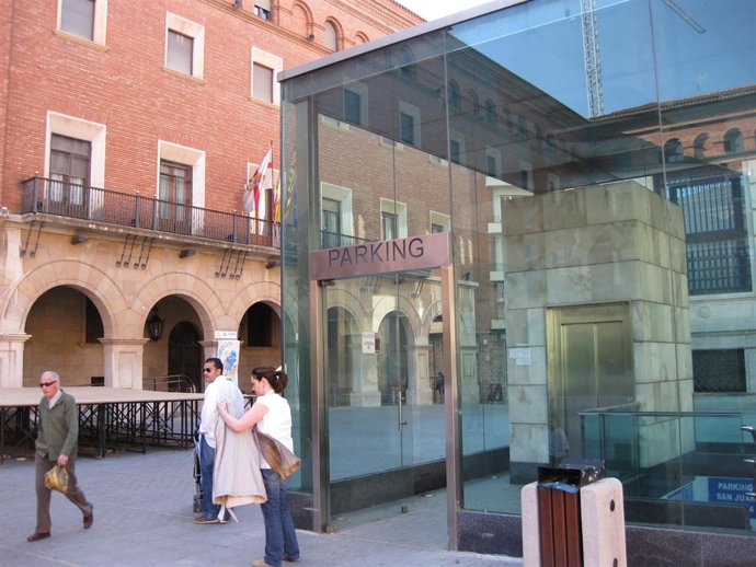 Parking de la Plaza de San Juan