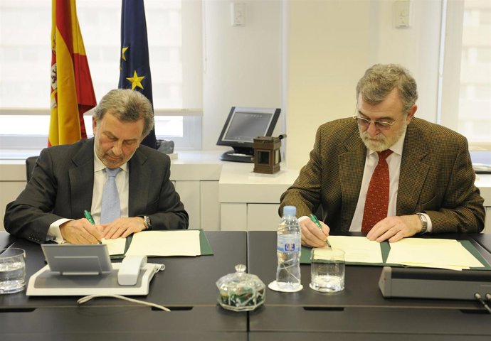 Nota De Prensa De ADIF Convenio Adif Universidad De Córdoba