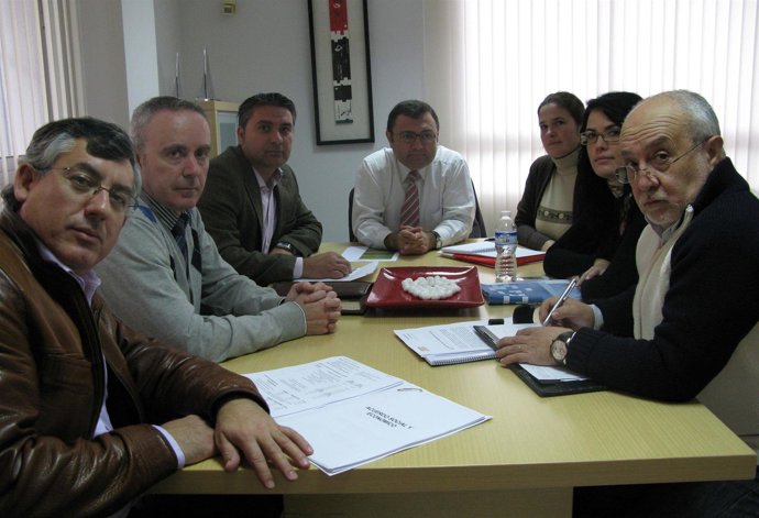 El secreatario general del PSOE malagueño, Miguel Ángel Heredia en la reunión co