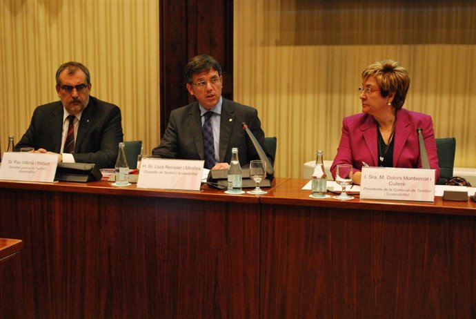 El conseller Lluís Recoder comparece en el Parlament