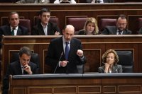 PP saca en el Congreso los ERE andaluces y Rubalcaba pregunta cuántos empleos se crearían con los "millones" de Gürtel