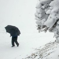 La nieve deja sin clase a más de 920 alumnos de 26 centros educativos de Lugo y Ourense