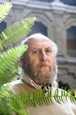 El director de la Estación Biológica de Doñana, Fernando Hiraldo