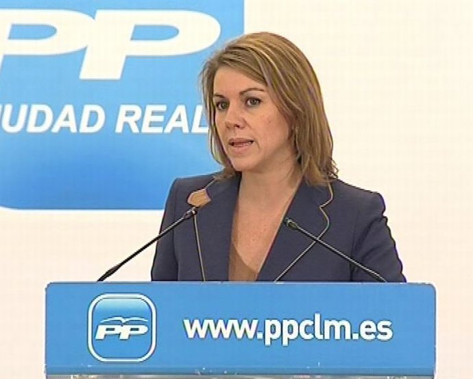 Cospedal pide al Gobierno que hable de economía