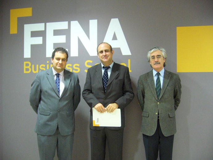 Gavira y Vera rubrican el acuerdo de la Fundación Comillas con el FENA