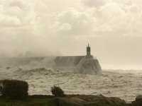 Los vientos no superan los 100 km/h en el litoral gallego tras alcanzar los 158 en Oia (Pontevedra) el miércoles