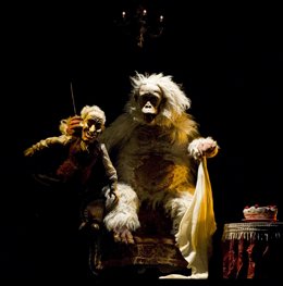 El Gayarre acoge la puesta en escena de 'La maldición de Poe'.