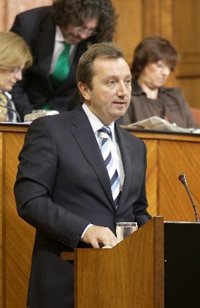 Ofensiva del PP-A sobre los ERE a Recio, quien acusa a los populares de "persecución constante" de los socialistas