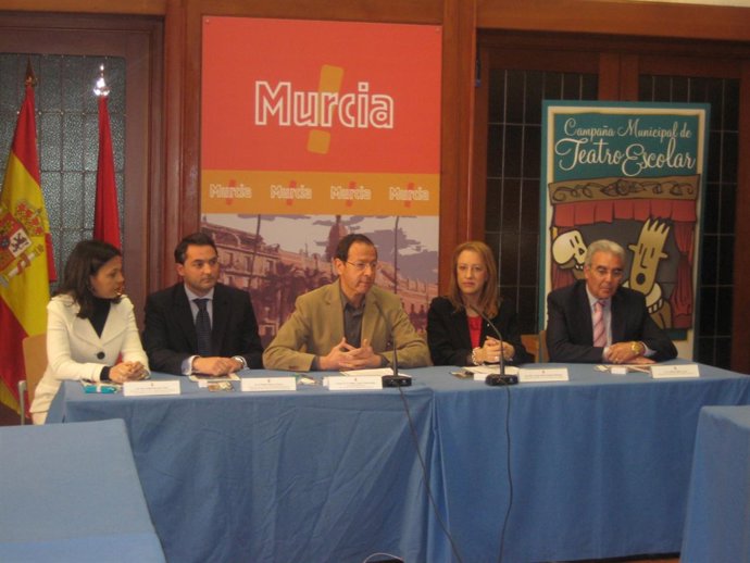 El Alcalde de Murcia, Miguel Ángel Cámara, y la directora general de la Fundació