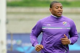 Julio Baptista, en un entrenamiento con el Málaga 