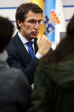 alberto nunez feijoo informa en rolda de prensa dos asuntos abordados na reunion