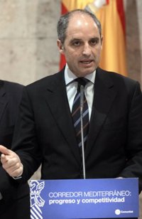 Cospedal dice que Camps será candidato "casi con toda probabilidad"