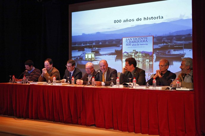 Presentación del libro 'San Vicente de la Barquera. 800 años de historia'