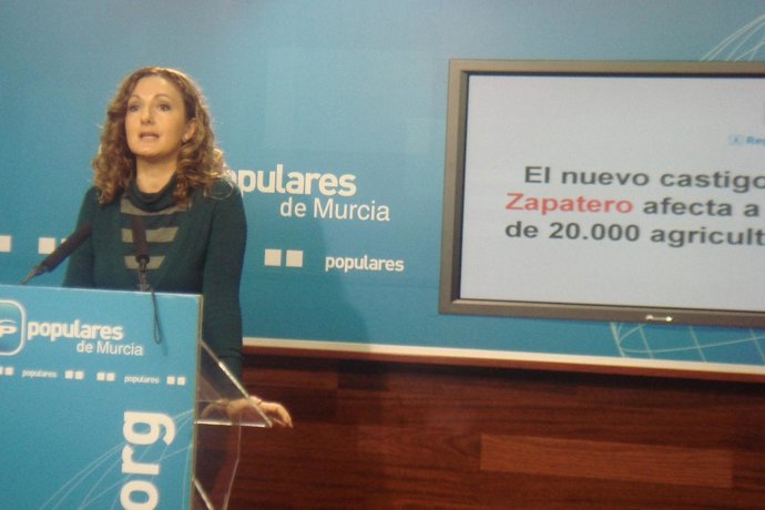 La portavoz adjunta del Grupo Parlamentario Popular, Ascensión Carreño