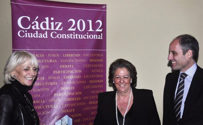 Martínez, Barberá y Camps en un momento de la presentación