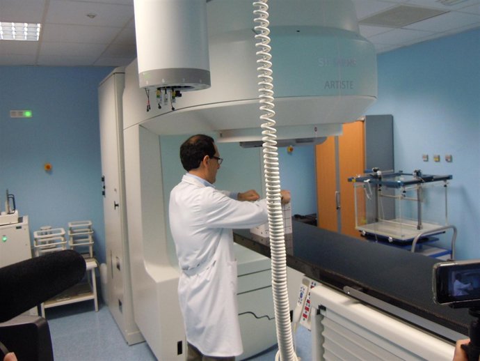 El Hospital San Cecilio de Granada incorpora un segundo Acelerador Lineal de Ele
