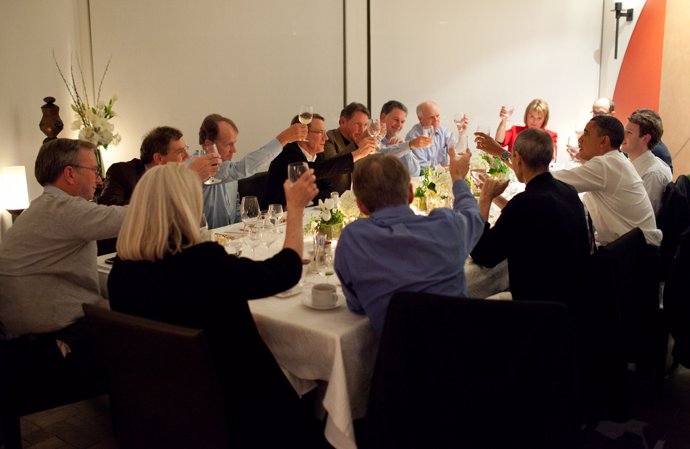 President Barack Obama joins a toast with Technology Business Leaders at a dinne