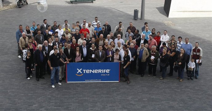 INFORMACIÓN Y FOTO ACTO PATROCINIO GRUPOS DEL CARNAVAL