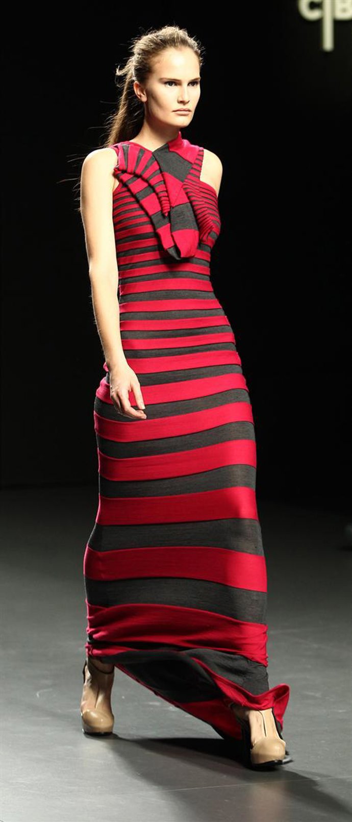 Modelo de Amaya Arzuaga en Cibeles