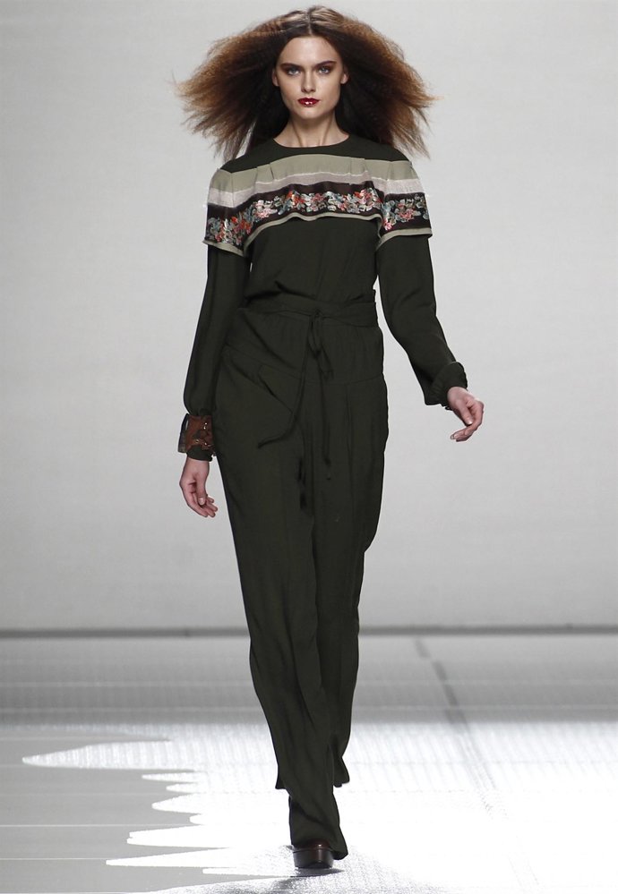 Modelo de Ailanto en Cibeles