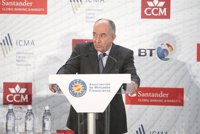 Fernández Ordóñez explicará mañana la situación del sector financiero tras aprobarse el Decreto Ley